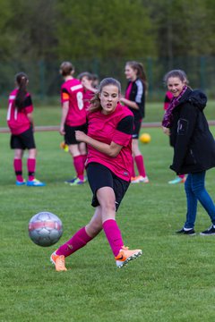 Bild 46 - B-Juniorinnen SV-Wahlstedt - TSV Weddelbrook : Ergebnis: 10:2